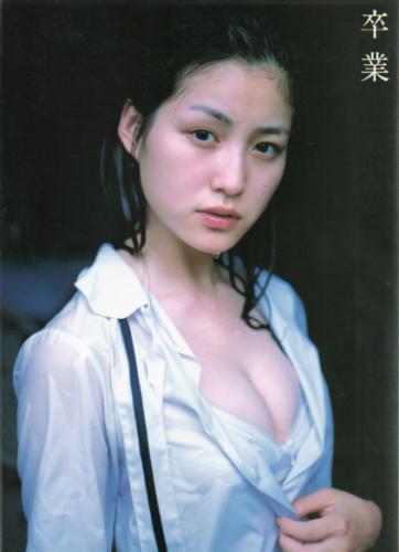 平田薫 卒業 写真集